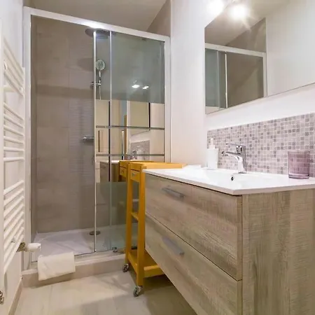 Apartment Le Rouina Eiffel *