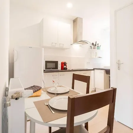 Le Rouina Eiffel Apartment